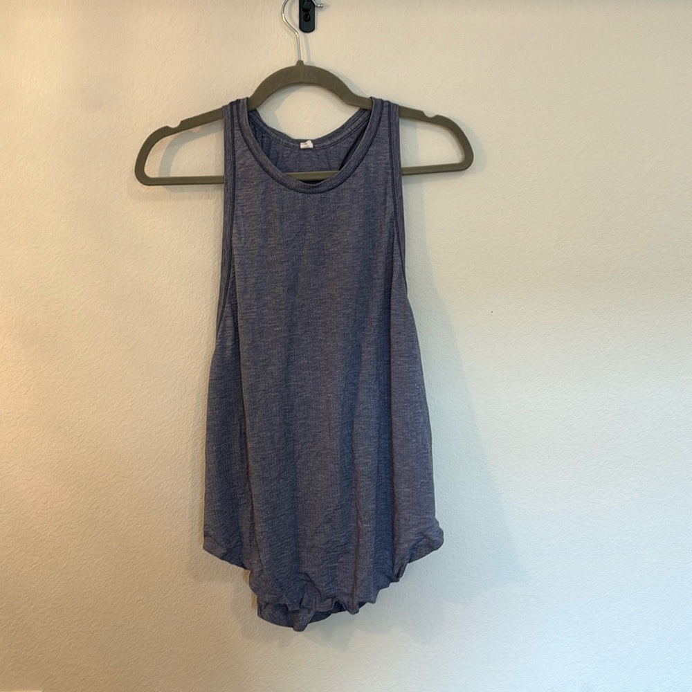 Lululemon blue muscle tank